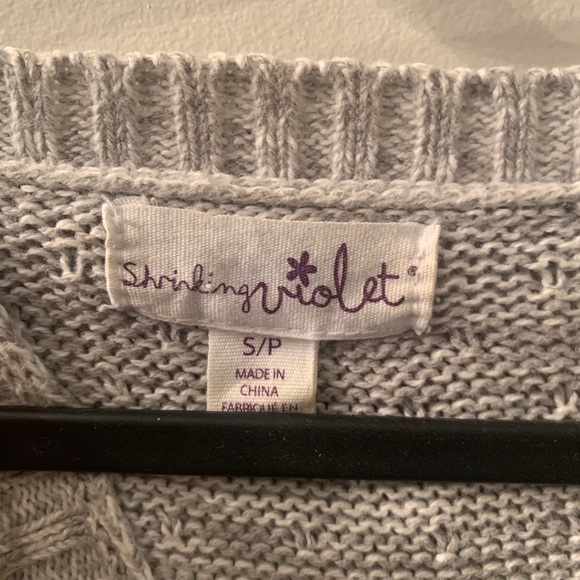 Cute Women Knitwear - Picture 4 of 4